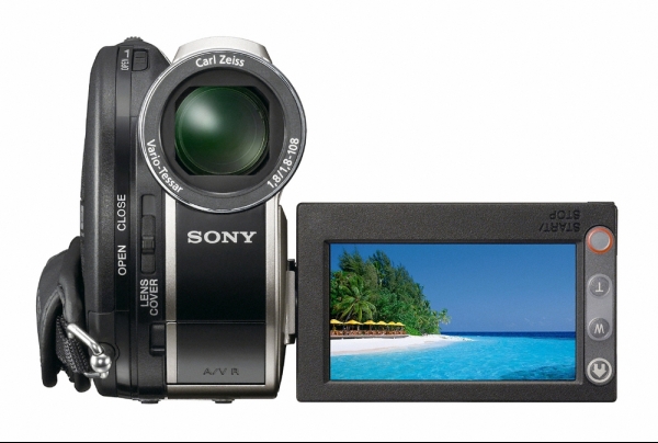 Видеокамера Sony DCR-DVD650E