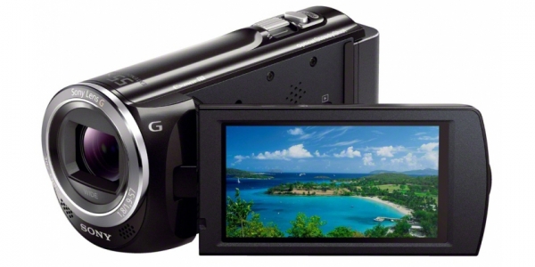 Видеокамера Sony HDR-CX320E