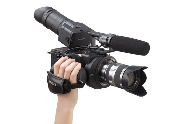 Видеокамера Sony NEX FS700