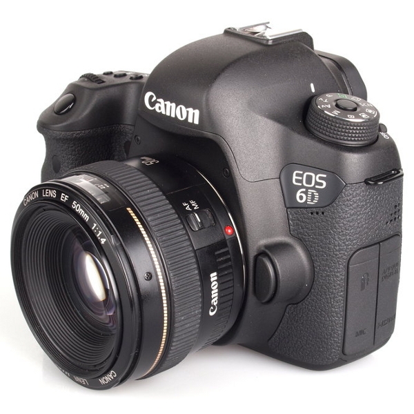 Фотоаппарат Canon EOS 6D